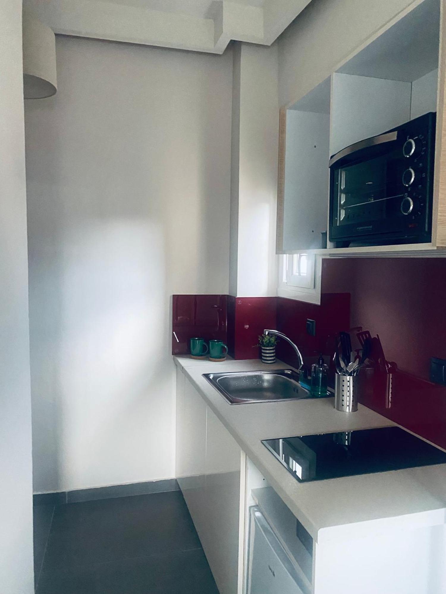 Rainbow Suites Салоники Экстерьер фото